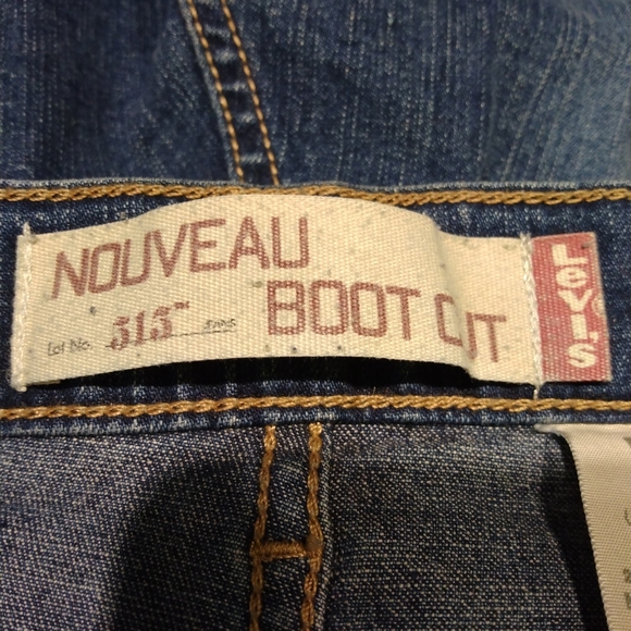 Levi's 515 Nouveau Bootcut Jeans - Picture 3 of 7